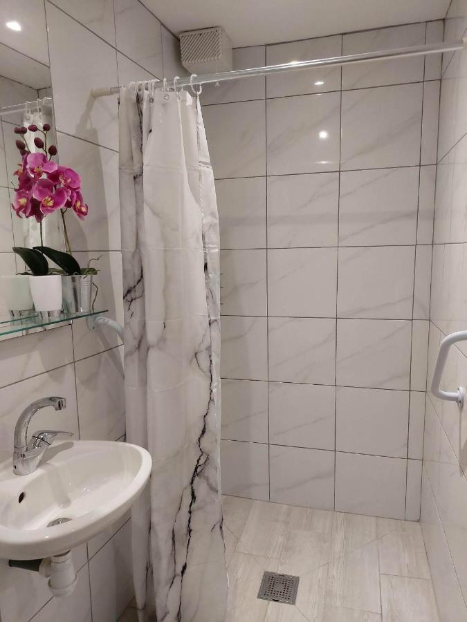 Lazy Days Bed & Breakfast Rancon Ngoại thất bức ảnh